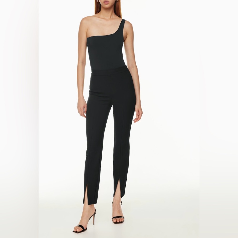 Aritzia Babaton Contour One-Shoulder Bodysuit